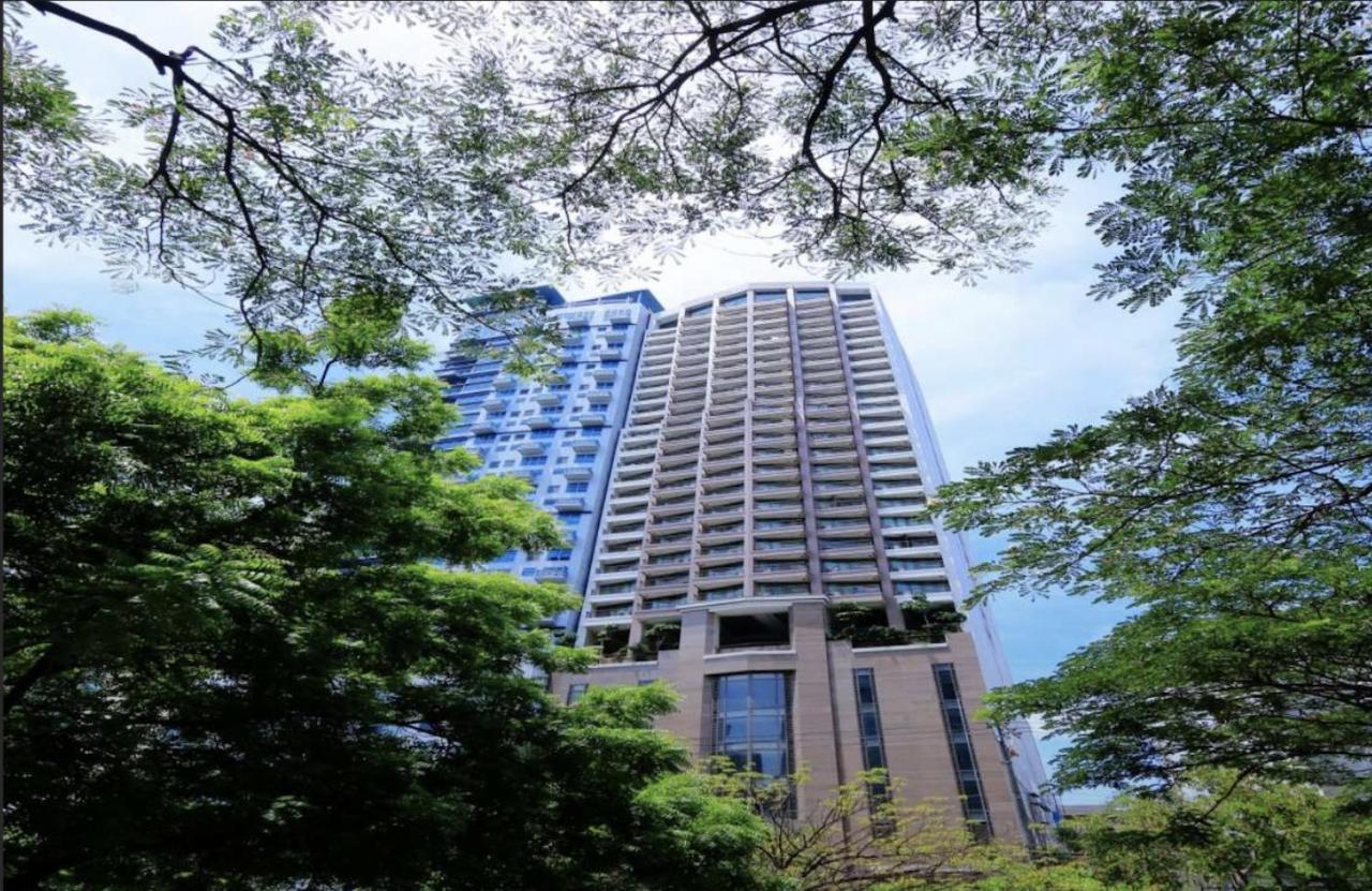 One Bedroom Apartment With Netflix At Greenbelt Makati Manilla Buitenkant foto
