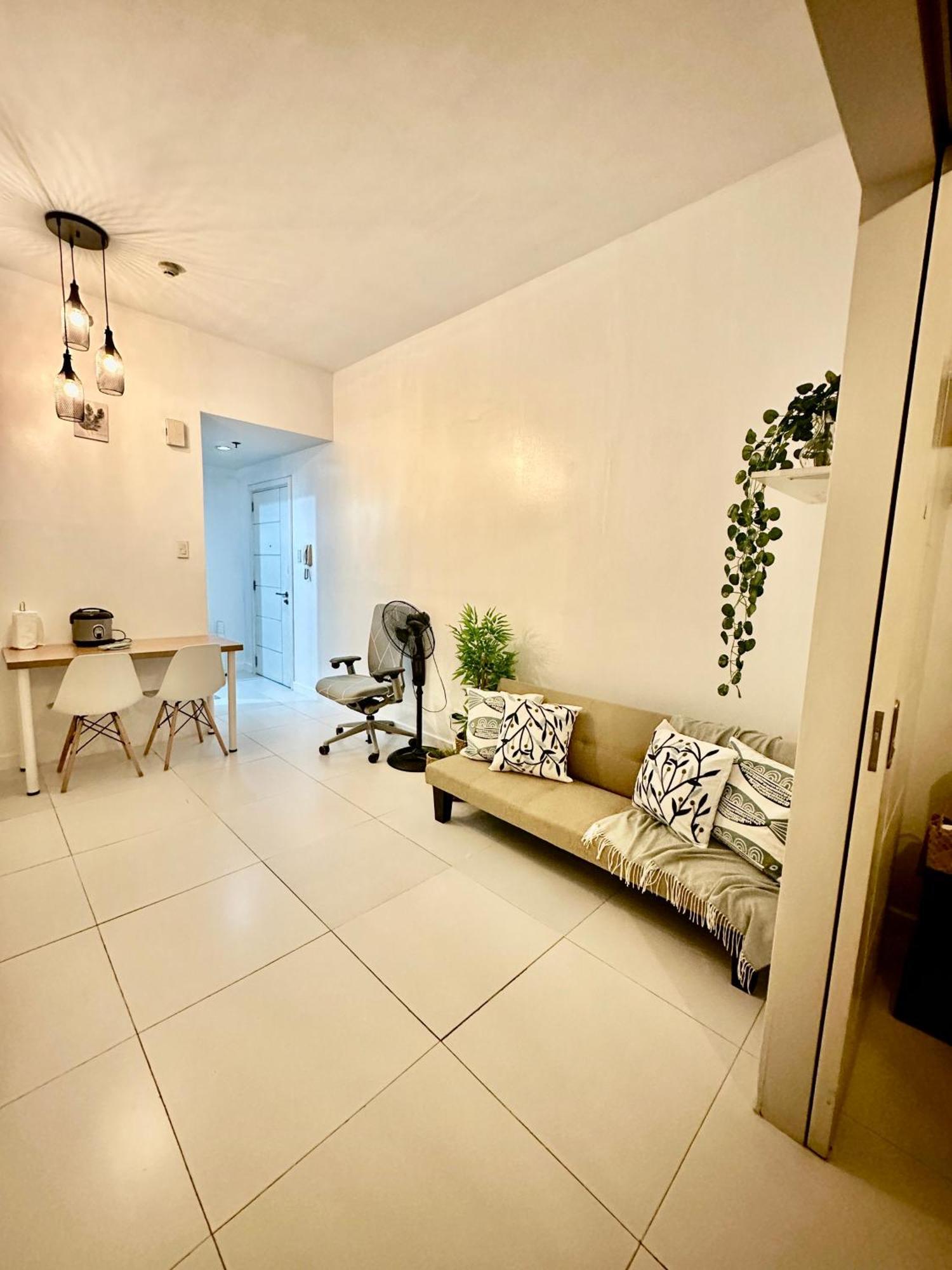 One Bedroom Apartment With Netflix At Greenbelt Makati Manilla Buitenkant foto